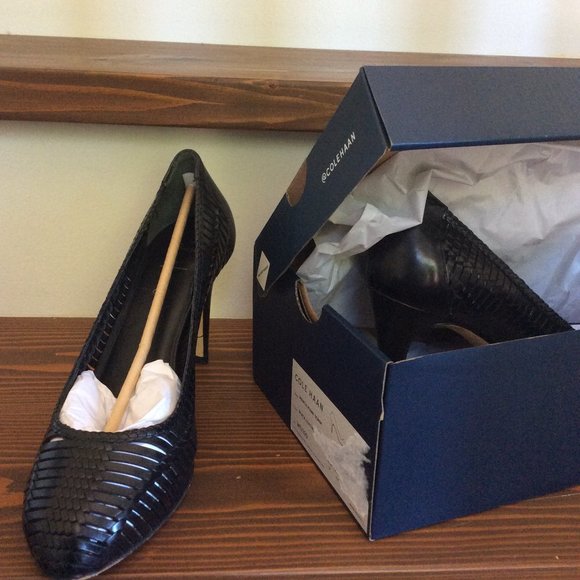Cole Haan 9 Latticed Leather Pumps - Picture 8 of 15